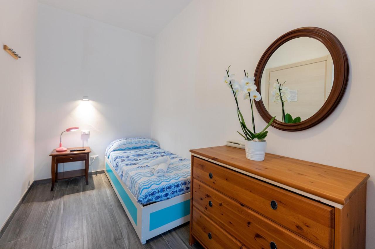 Albergo Oasi Finale Ligure Eksteriør billede