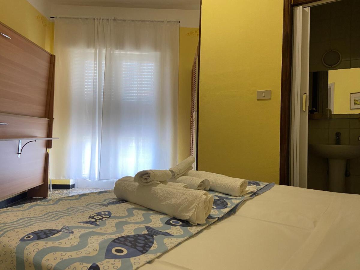 Albergo Oasi Finale Ligure Eksteriør billede